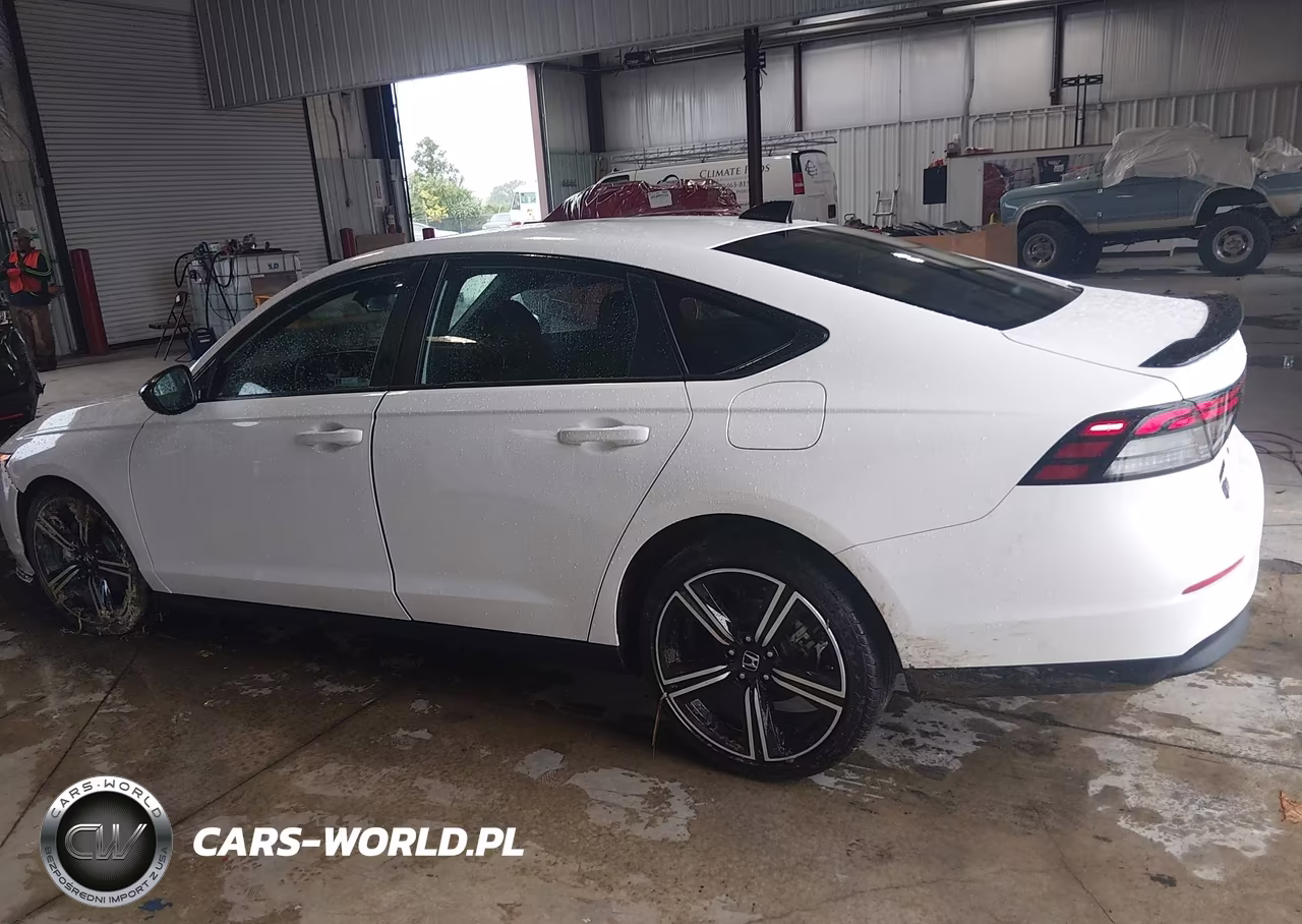 2026 Honda Accord Hybrid Sport VIN:1HGCY2F55TA028266 - 15