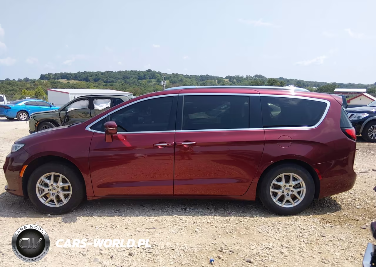 2021 Chrysler Pacifica Touring L VIN:2C4RC1BG7MR527835 - 14