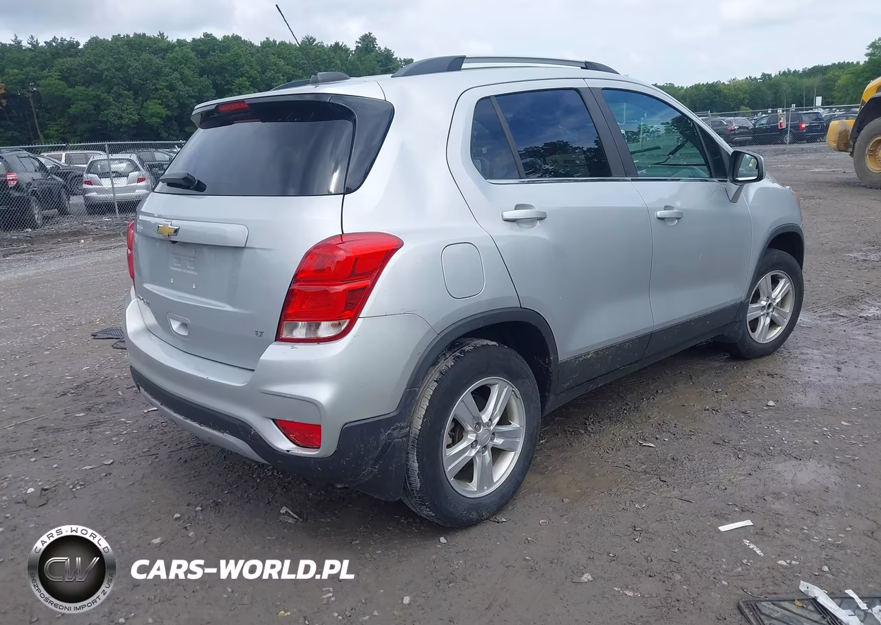 2018 Chevrolet Trax Lt VIN:3GNCJPSB1JL308632 - 4