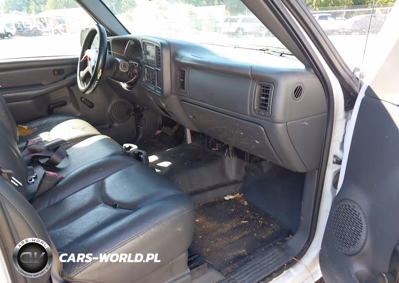2003 Chevrolet Silverado 1500 Work Truck VIN:1GCEC14X33Z283102 - 5