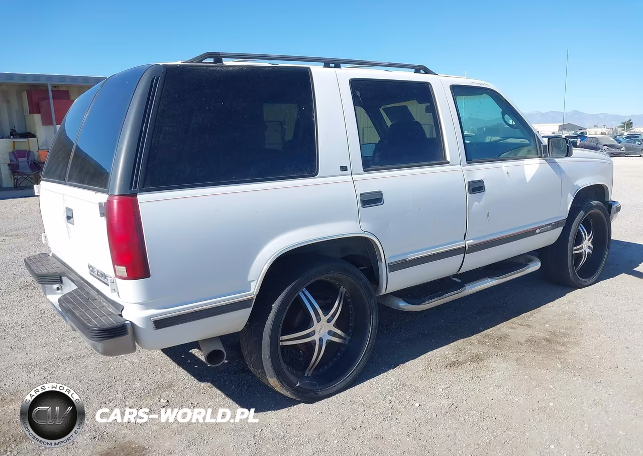 1996 Chevrolet Tahoe K1500 VIN:1GNEK13R1TJ355121 - 4
