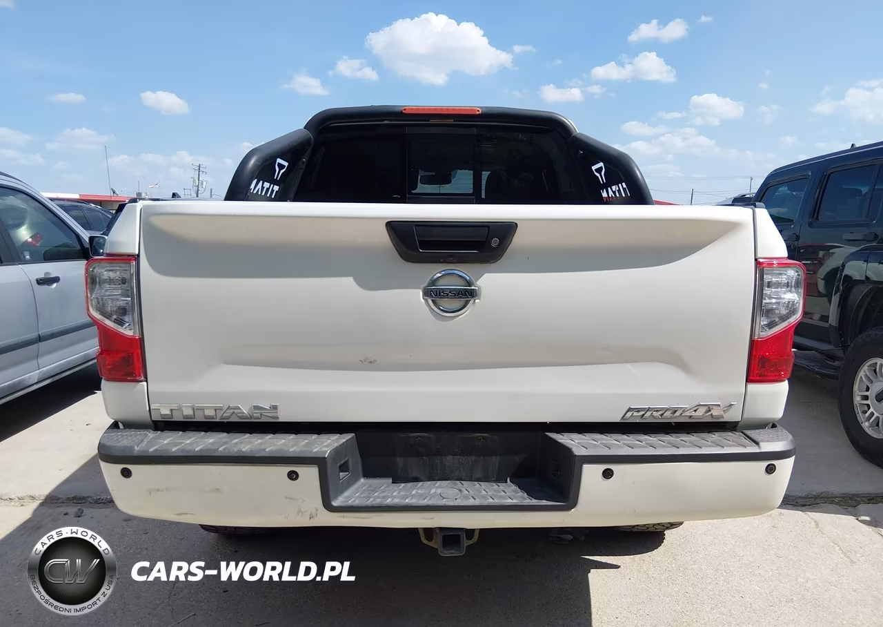 2018 Nissan Titan Pro-4X VIN:1N6AA1E50JN518817 - 16