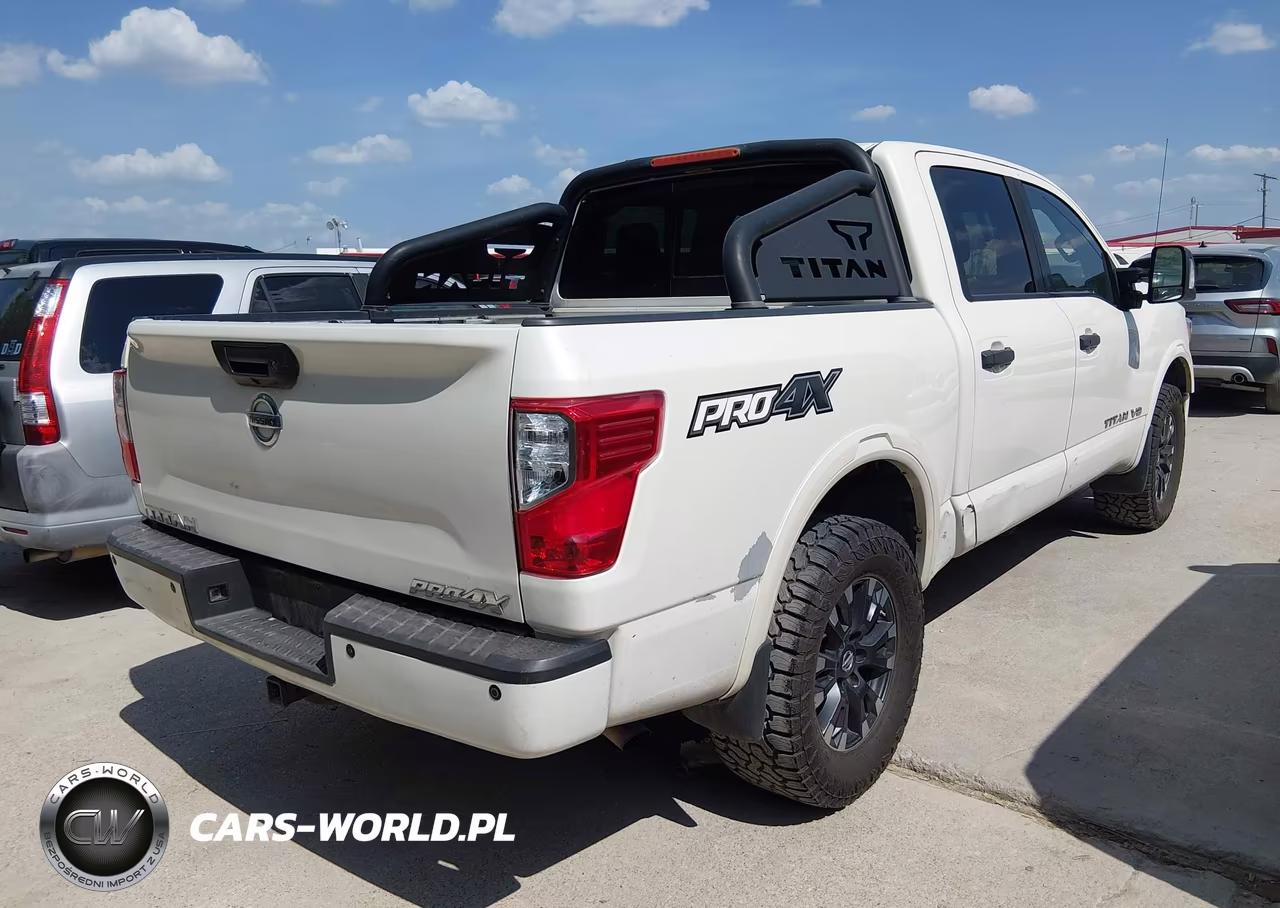 2018 Nissan Titan Pro-4X VIN:1N6AA1E50JN518817 - 4