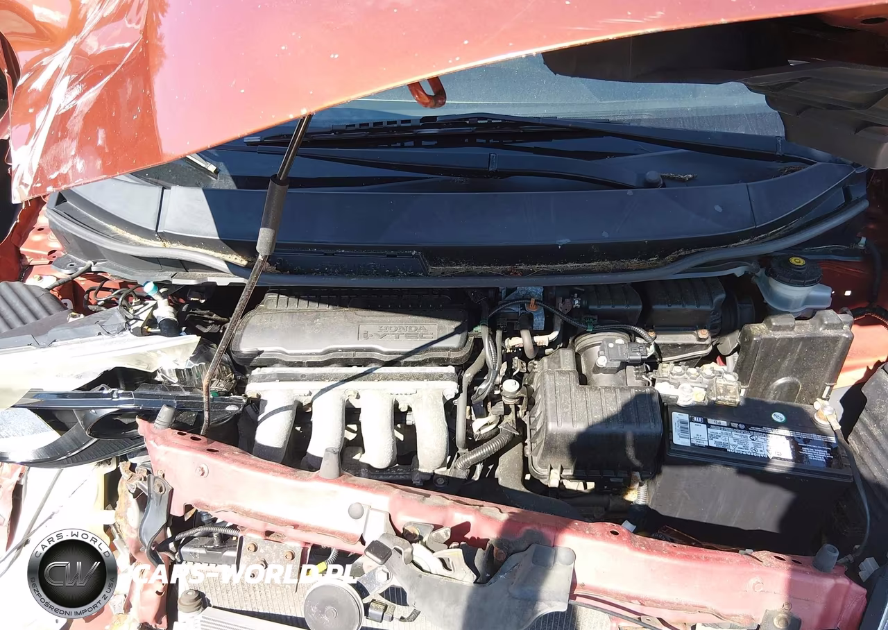 2012 Honda Fit Sport VIN:JHMGE8H52CC040211 - 10