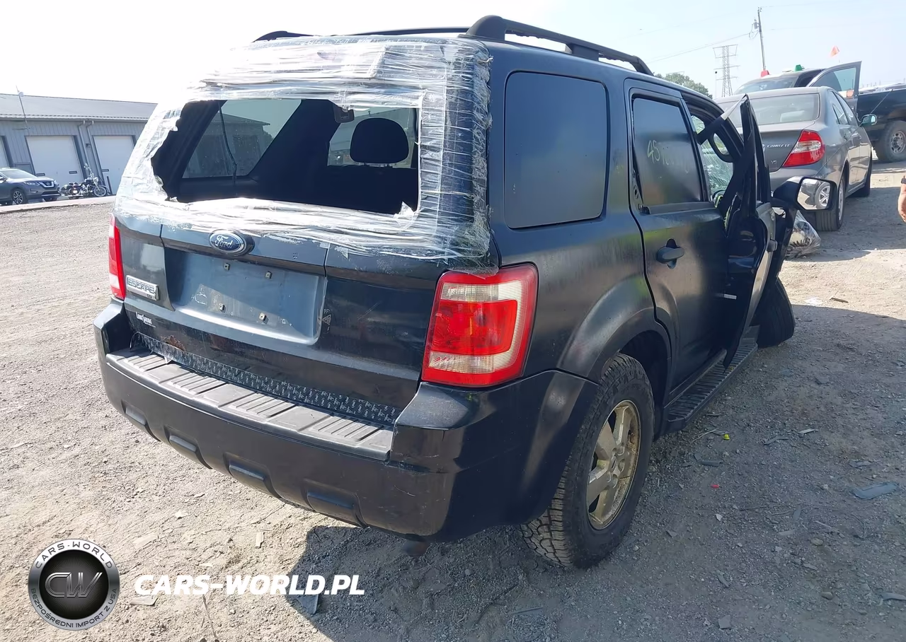 2009 Ford Escape Xlt VIN:1FMCU03G29KA08401 - 4