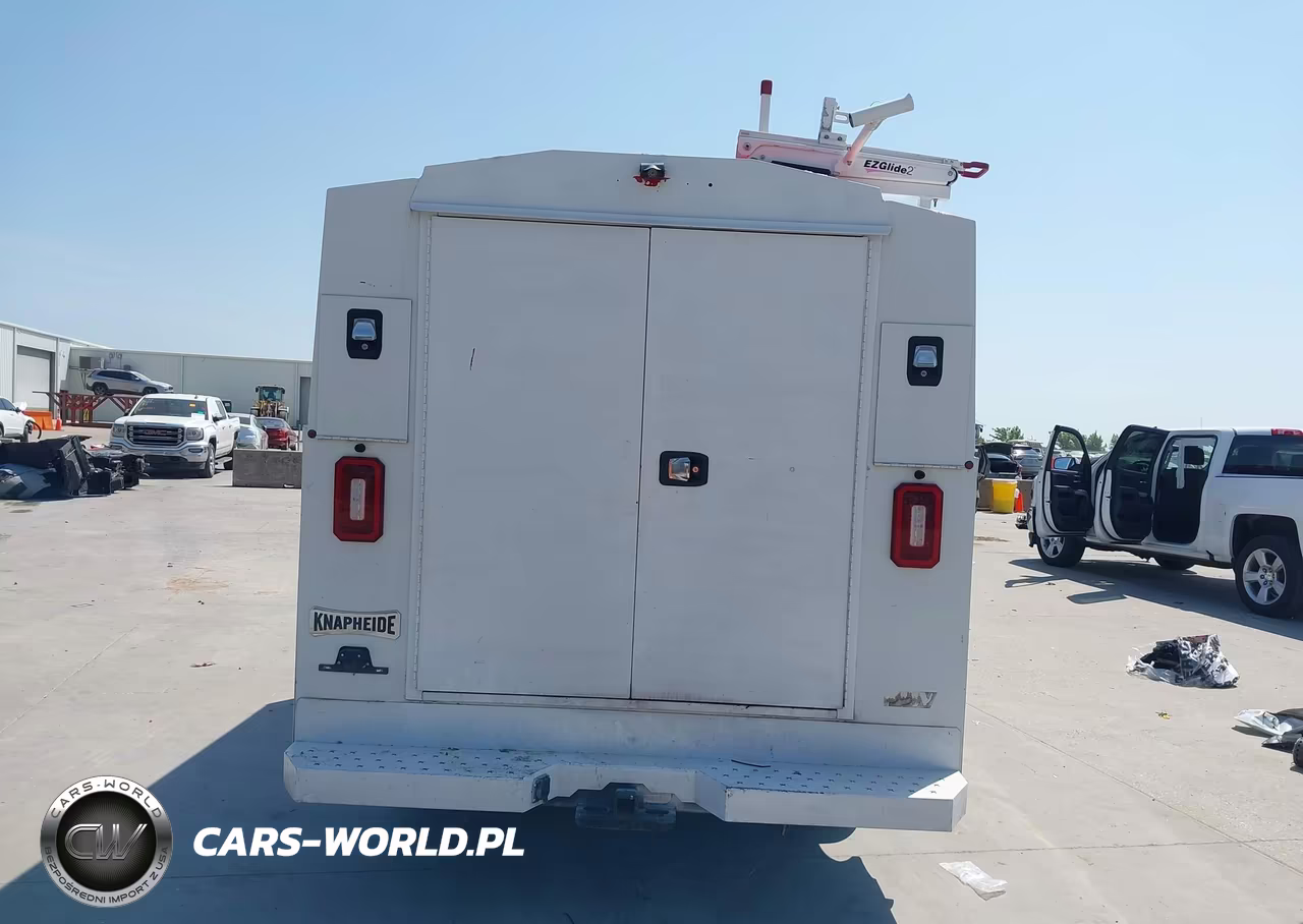 2018 Ford Transit-350 Cutaway VIN:1FDBW5PM7JKA17957 - 18