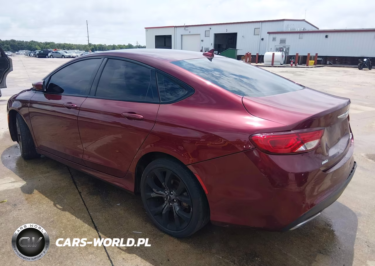 2015 Chrysler 200 S VIN:1C3CCCDG7FN523528 - 3
