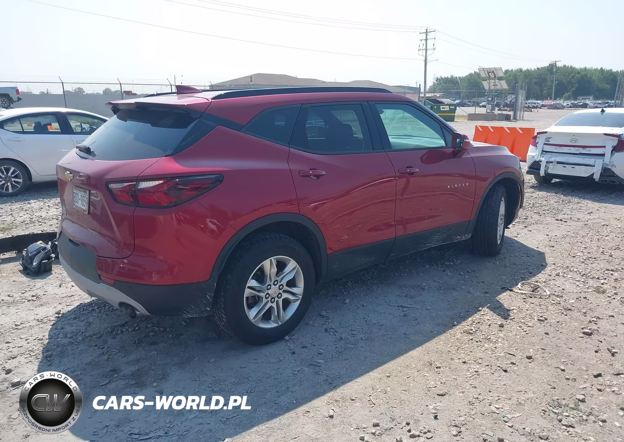 2019 Chevrolet Blazer VIN:3GNKBCRS2KS699918 - 4