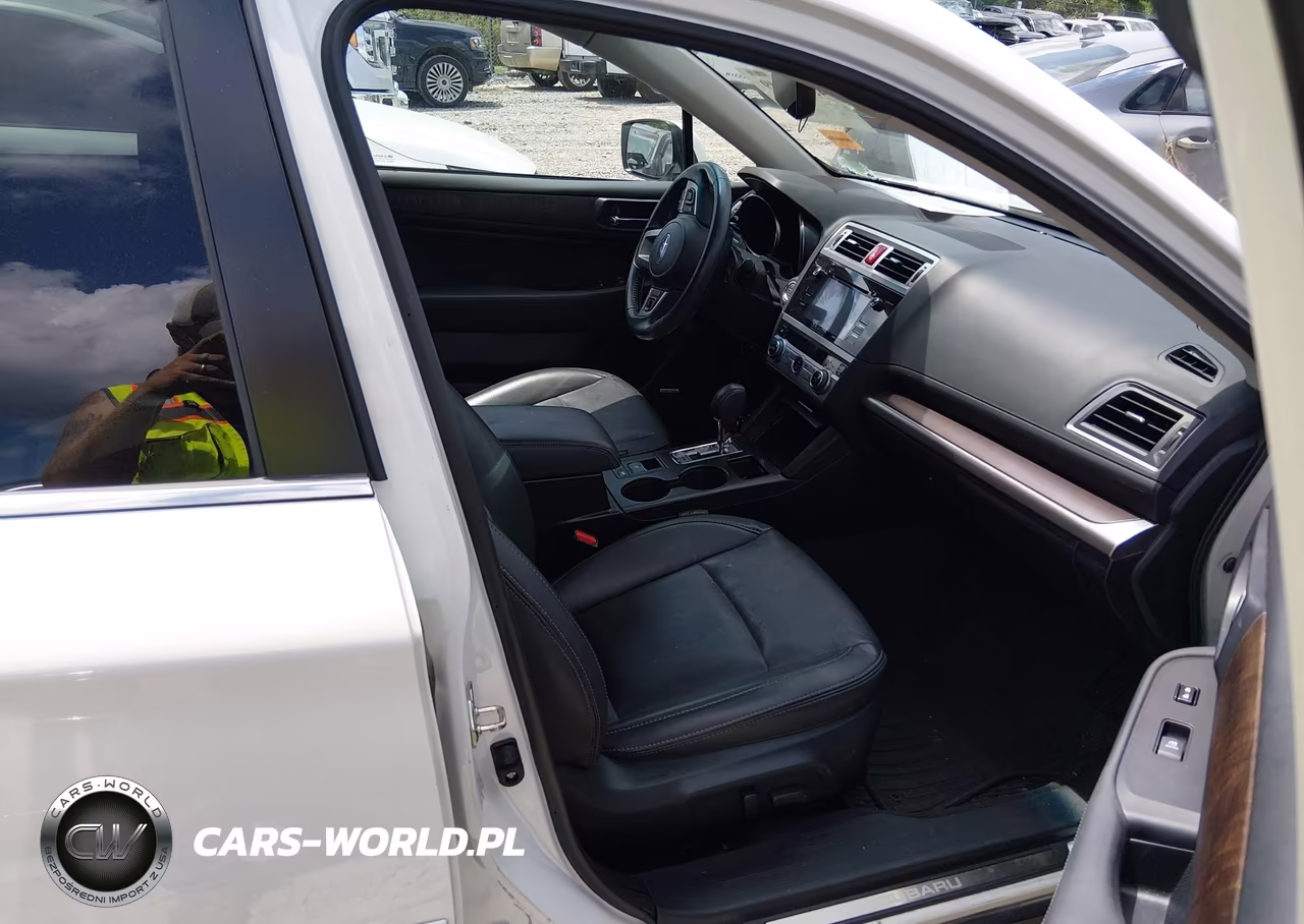 2017 Subaru Outback 2.5I Limited VIN:4S4BSANC1H3246430 - 5
