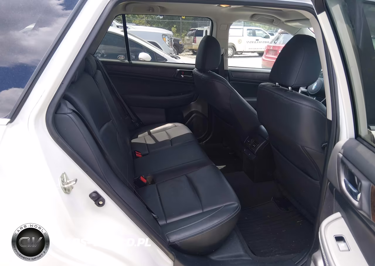 2017 Subaru Outback 2.5I Limited VIN:4S4BSANC1H3246430 - 8