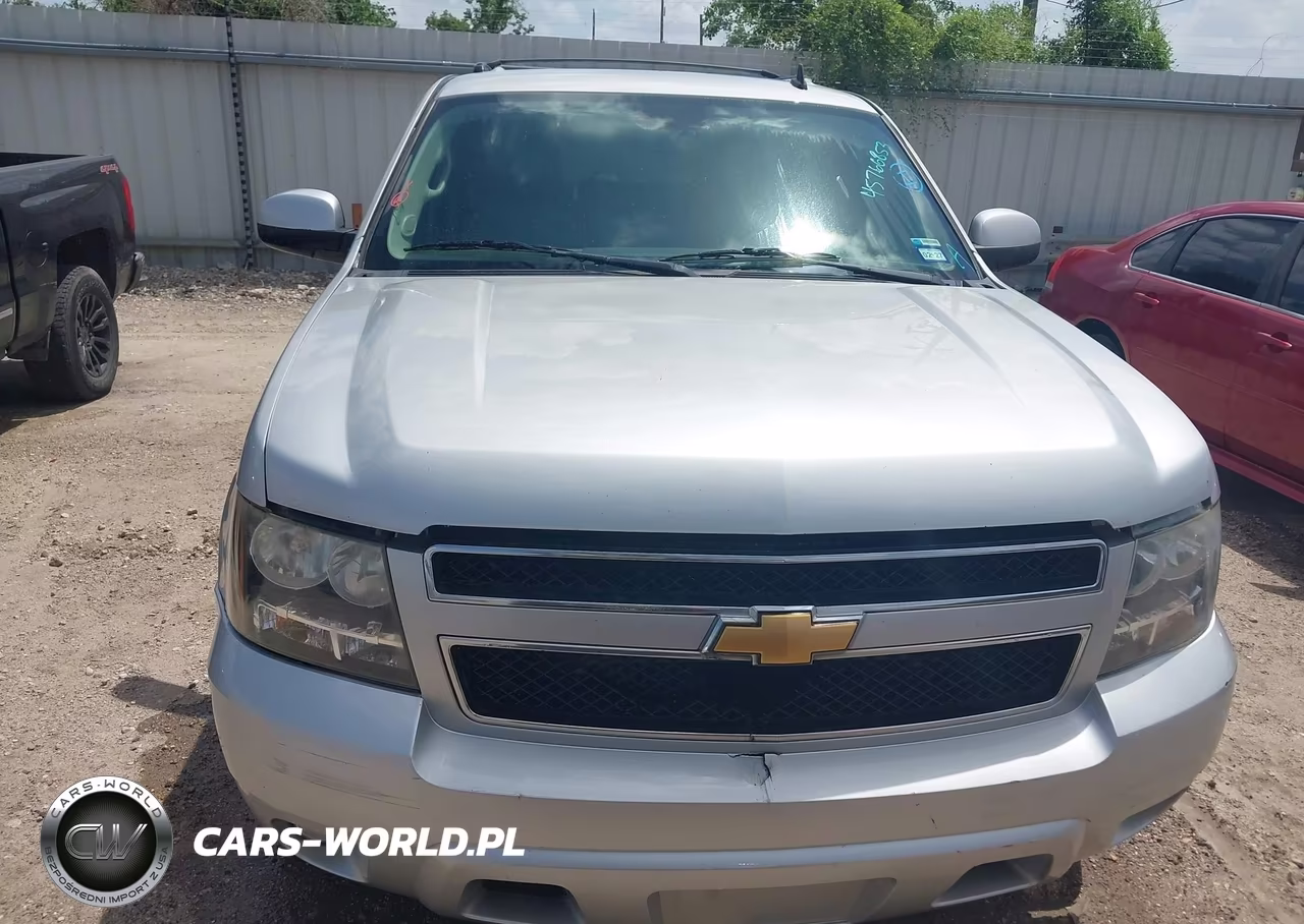 2013 Chevrolet Suburban 1500 Lt VIN:1GNSCJE08DR268088 - 12
