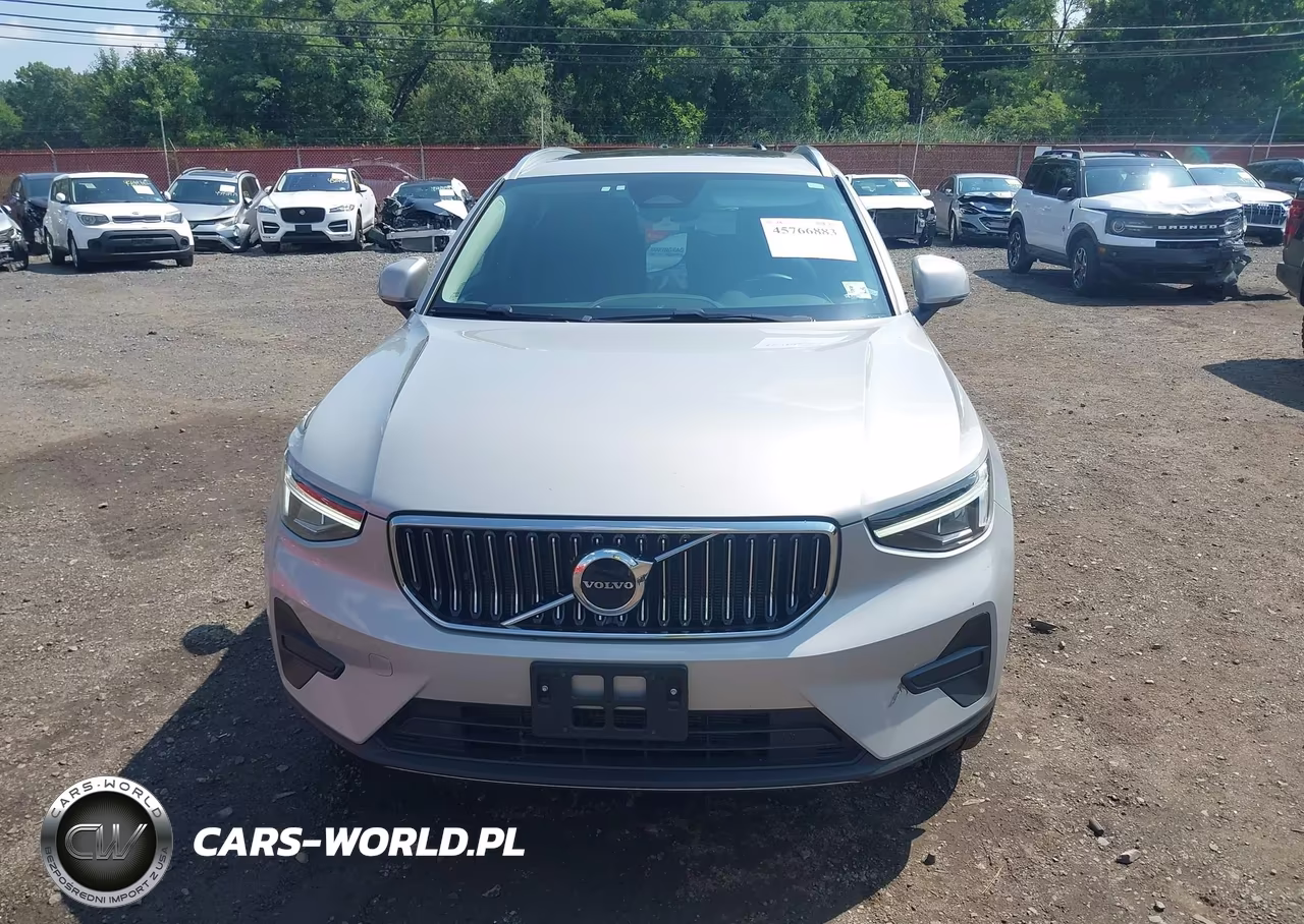 2025 Volvo Xc40 B5 Core Bright Theme VIN:YV4L12UJ6S2477321 - 6