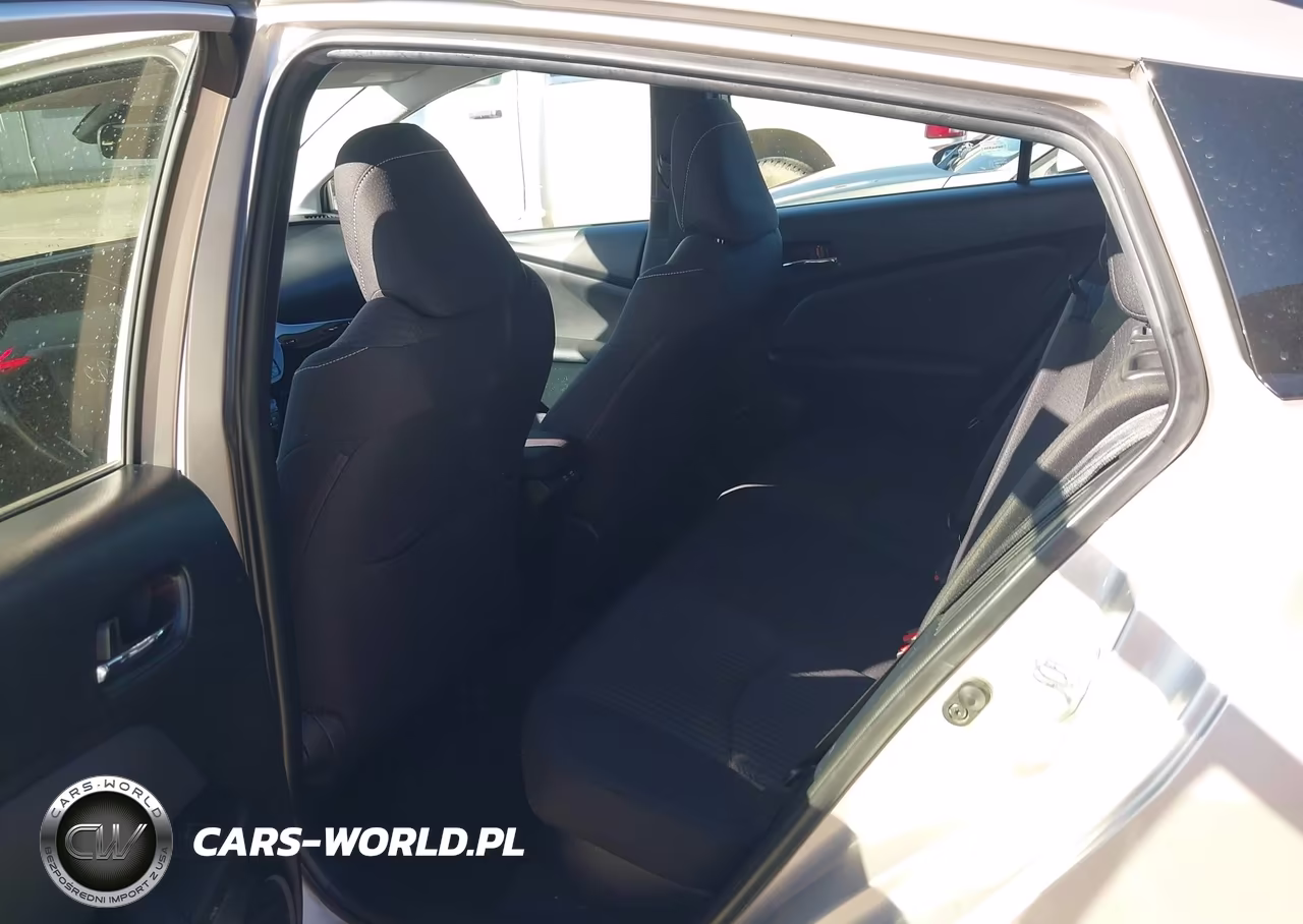 2021 Toyota Prius Prime Le VIN:JTDKAMFP7M3194791 - 8