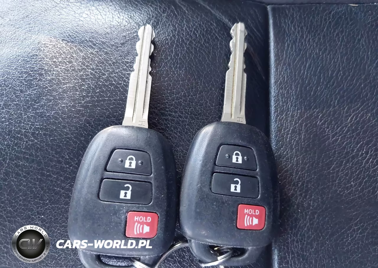 2017 Toyota Rav4 Le VIN:JTMBFREV2HJ120436 - 11