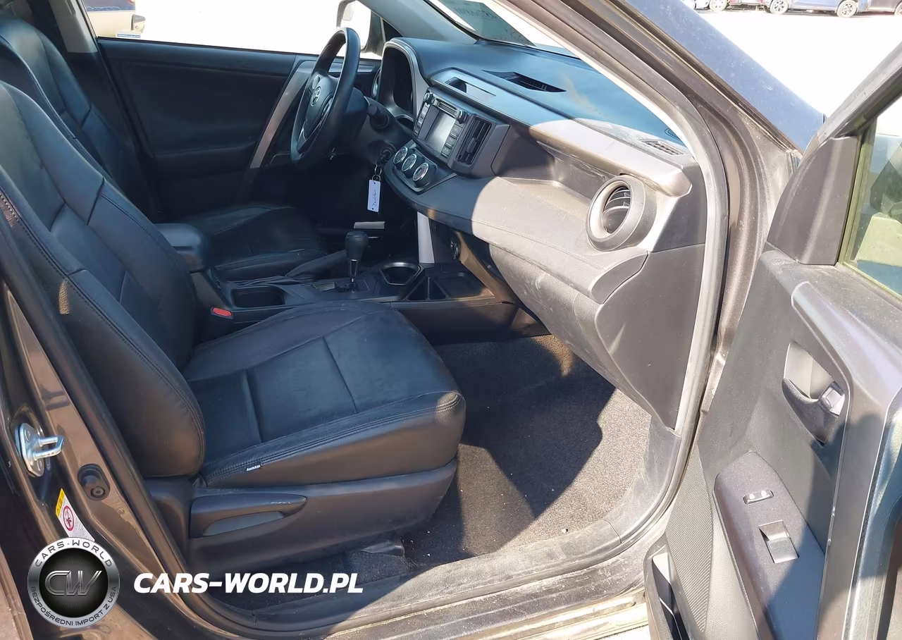 2017 Toyota Rav4 Le VIN:JTMBFREV2HJ120436 - 5