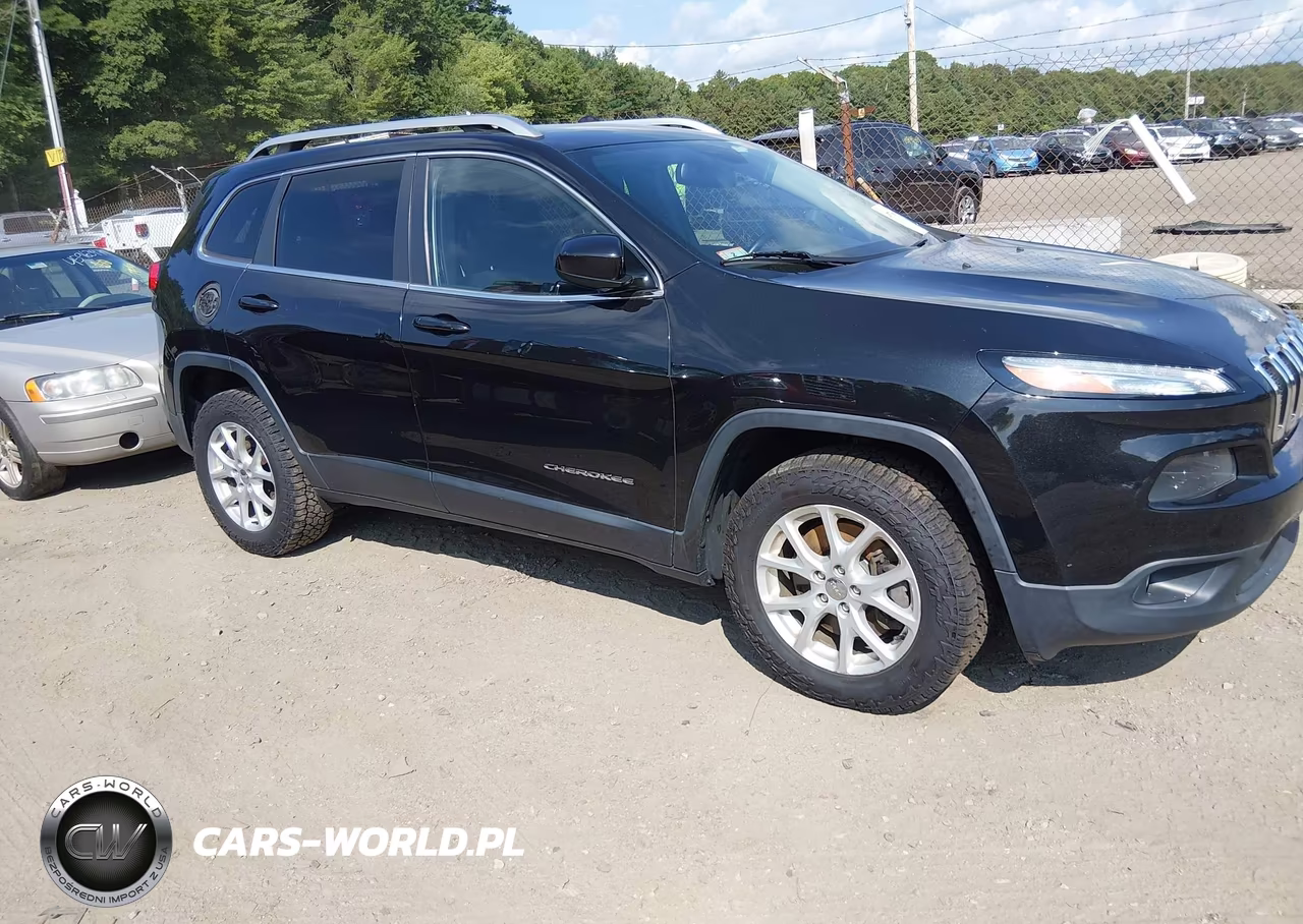 2015 Jeep Cherokee Latitude – zdjęcie 1 z 16