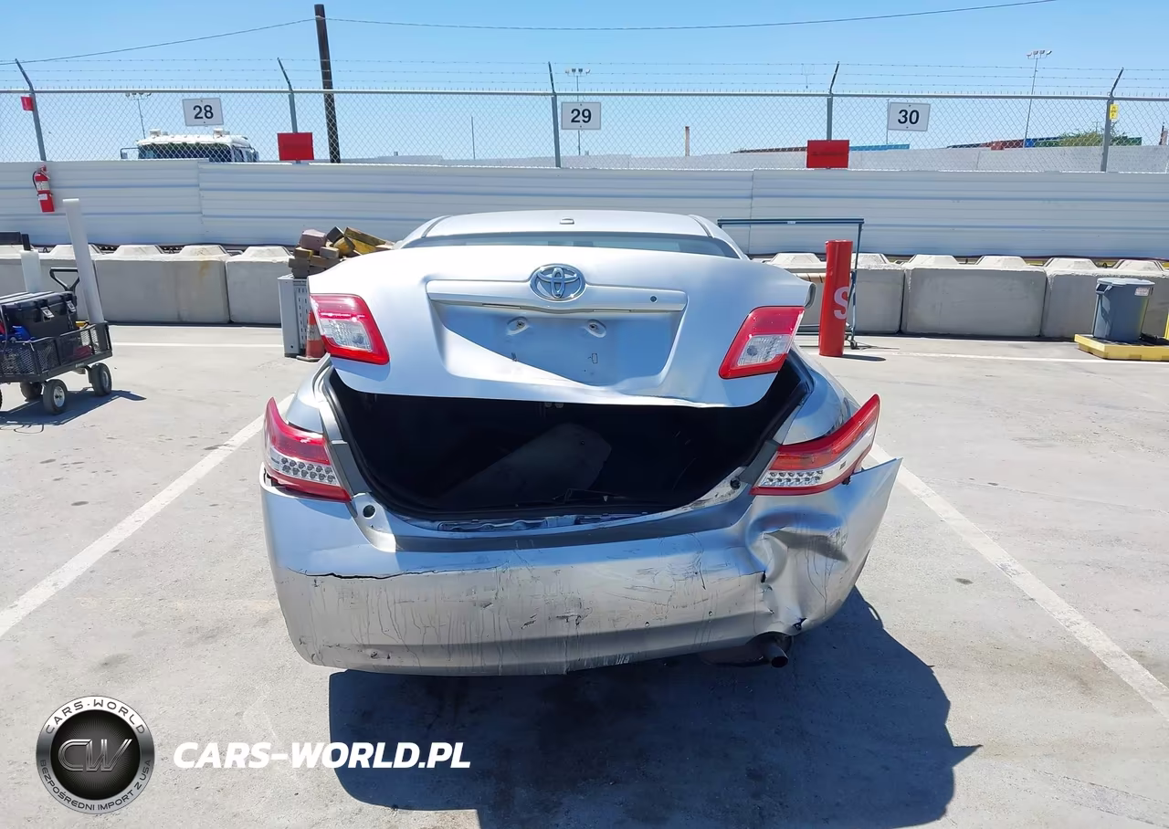 2010 Toyota Camry Le VIN:4T1BF3EK9AU054891 - 16