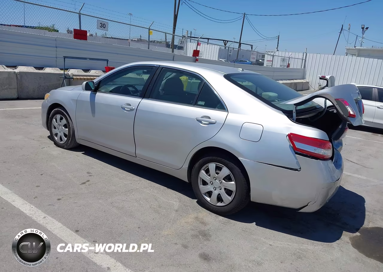 2010 Toyota Camry Le VIN:4T1BF3EK9AU054891 - 3