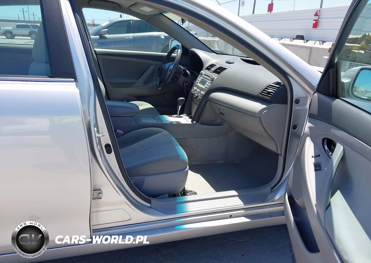 2010 Toyota Camry Le VIN:4T1BF3EK9AU054891 - 5