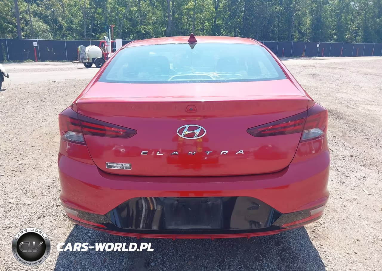2019 Hyundai Elantra Sel VIN:5NPD84LF0KH408392 - 16