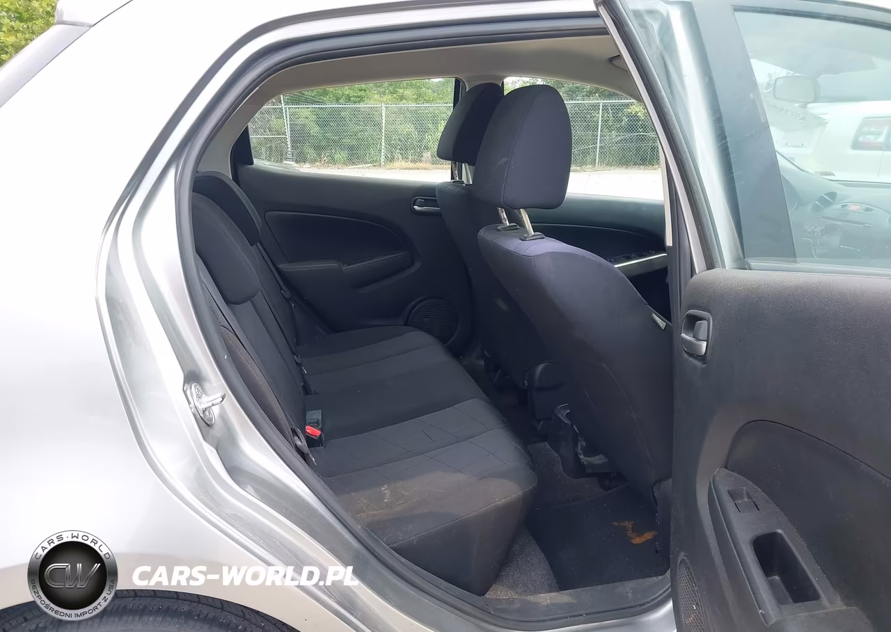 2011 Mazda Mazda2 Sport VIN:JM1DE1HY8B0106346 - 8