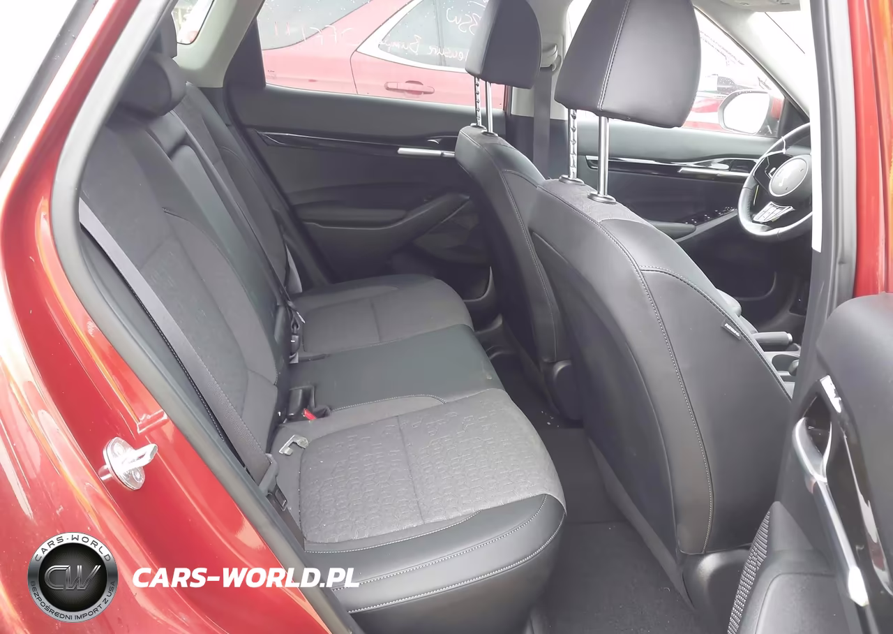 2024 Kia Seltos X-Line VIN:KNDEUCA74R7504868 - 8