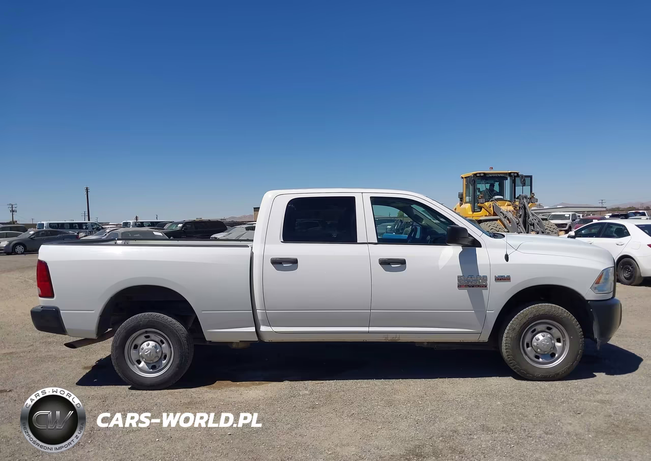 2018 Ram 2500 Tradesman 4X2 6'4 Box VIN:3C6TR4CT2JG312969 - 13