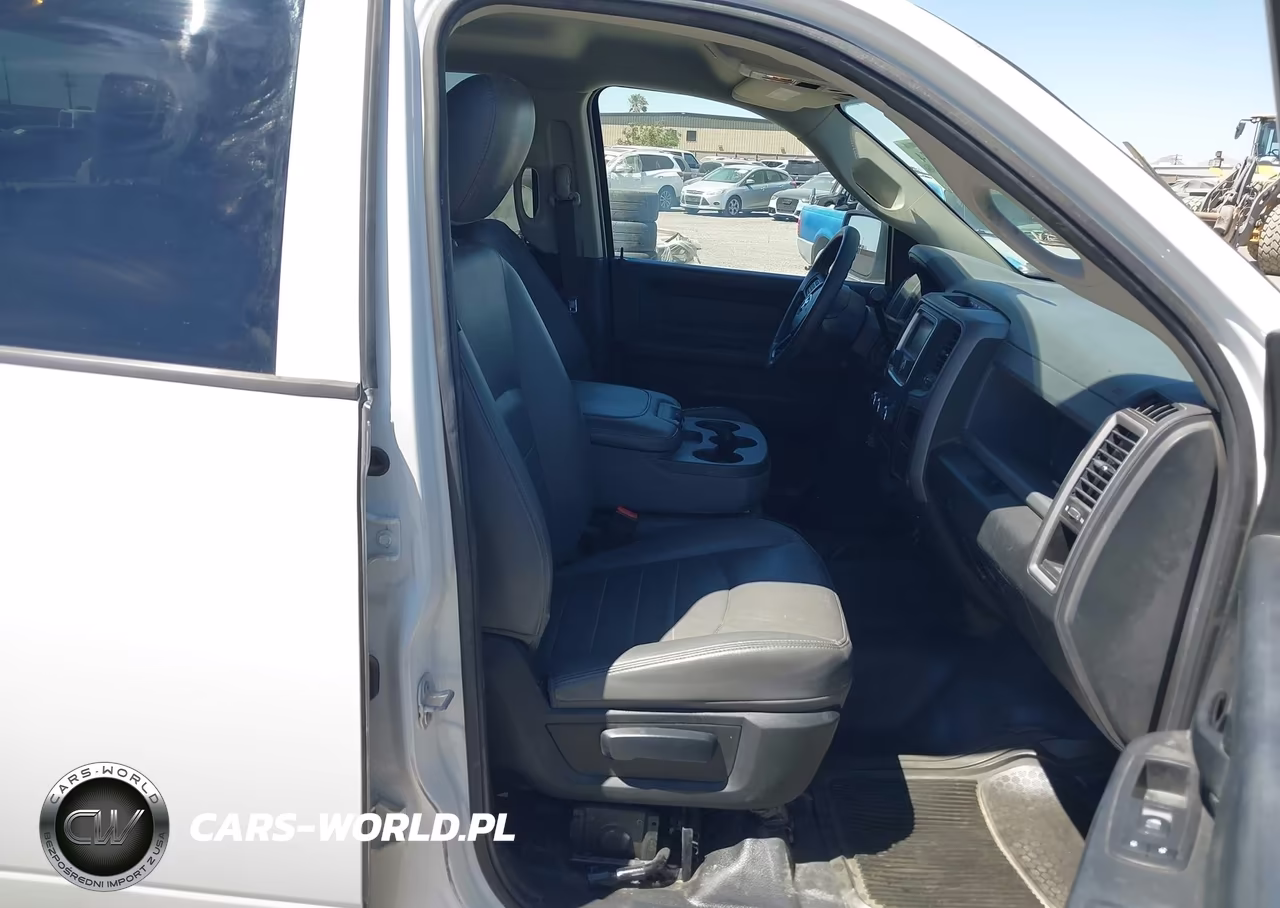2018 Ram 2500 Tradesman 4X2 6'4 Box VIN:3C6TR4CT2JG312969 - 5