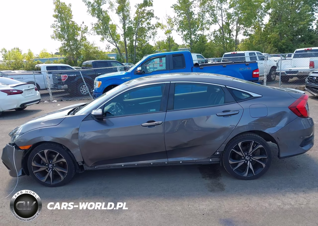 2019 Honda Civic Sport VIN:2HGFC2E81KH552585 - 15