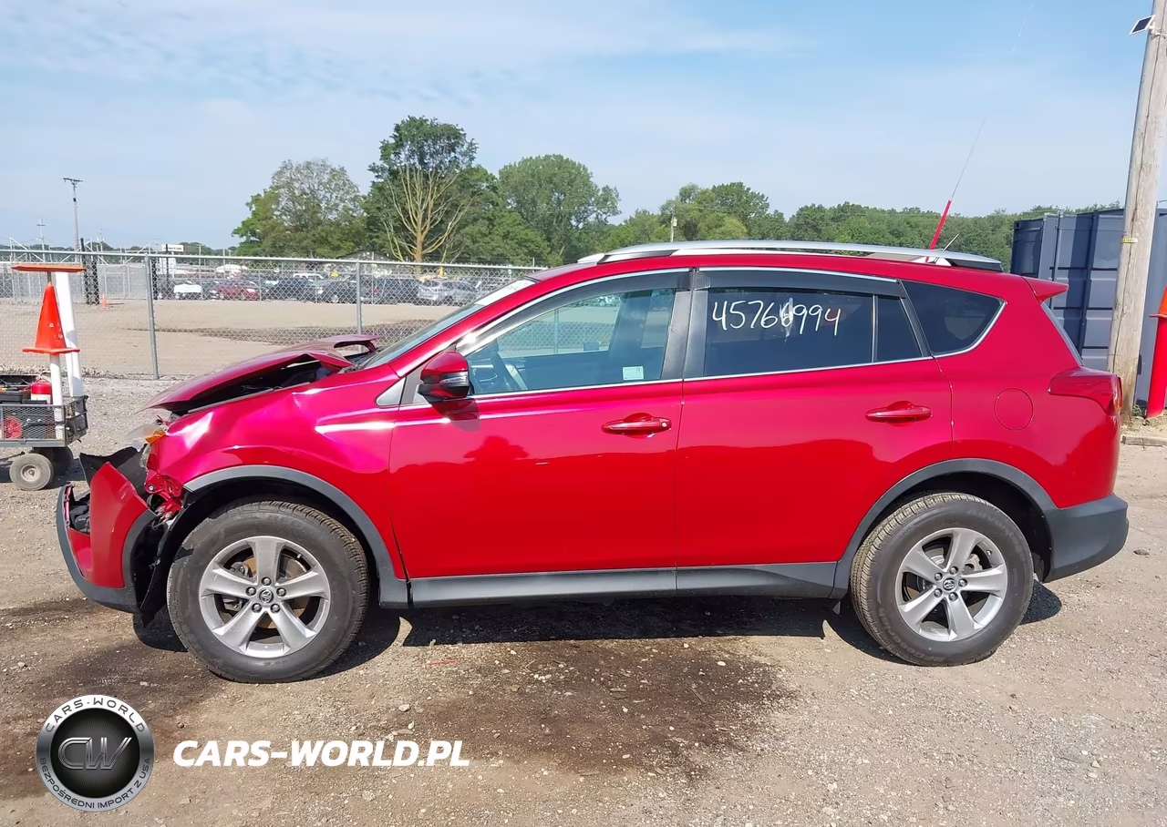 2015 Toyota Rav4 Xle VIN:2T3RFREV3FW340603 - 14