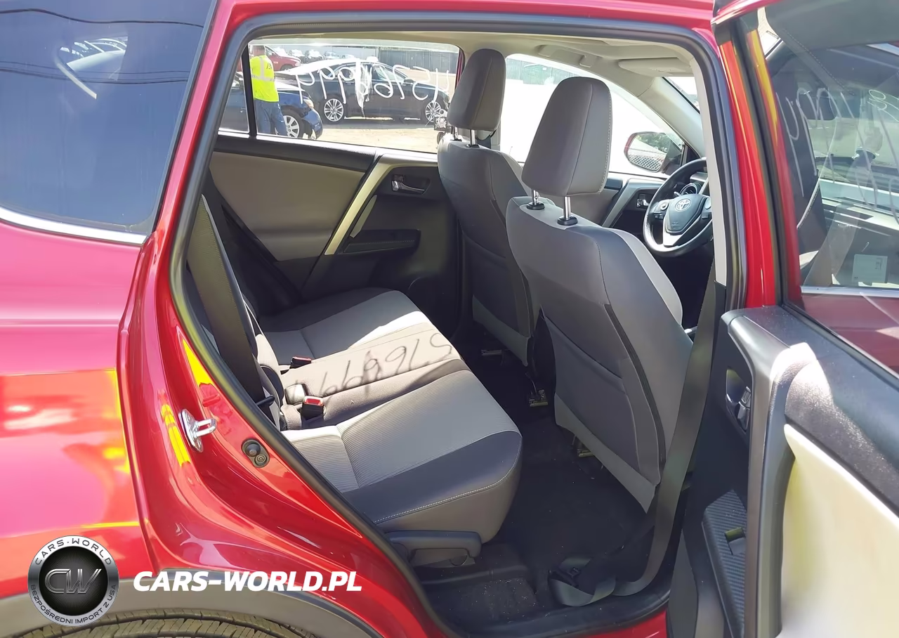 2015 Toyota Rav4 Xle VIN:2T3RFREV3FW340603 - 8