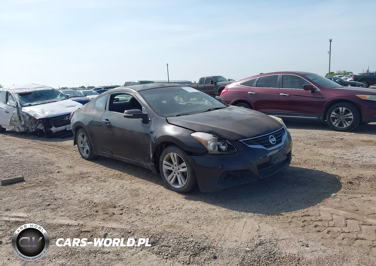 2013 Nissan Altima 2.5 S – zdjęcie 1 z 11