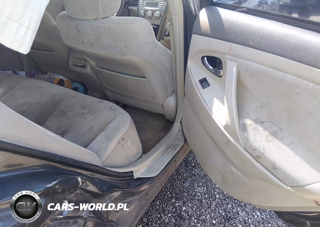 2009 Toyota Camry Le VIN:4T1BE46K79U284867 - 8