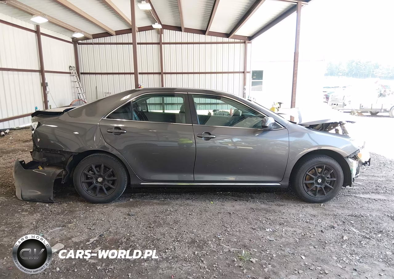 2014 Toyota Camry Le VIN:4T4BF1FK5ER373770 - 13