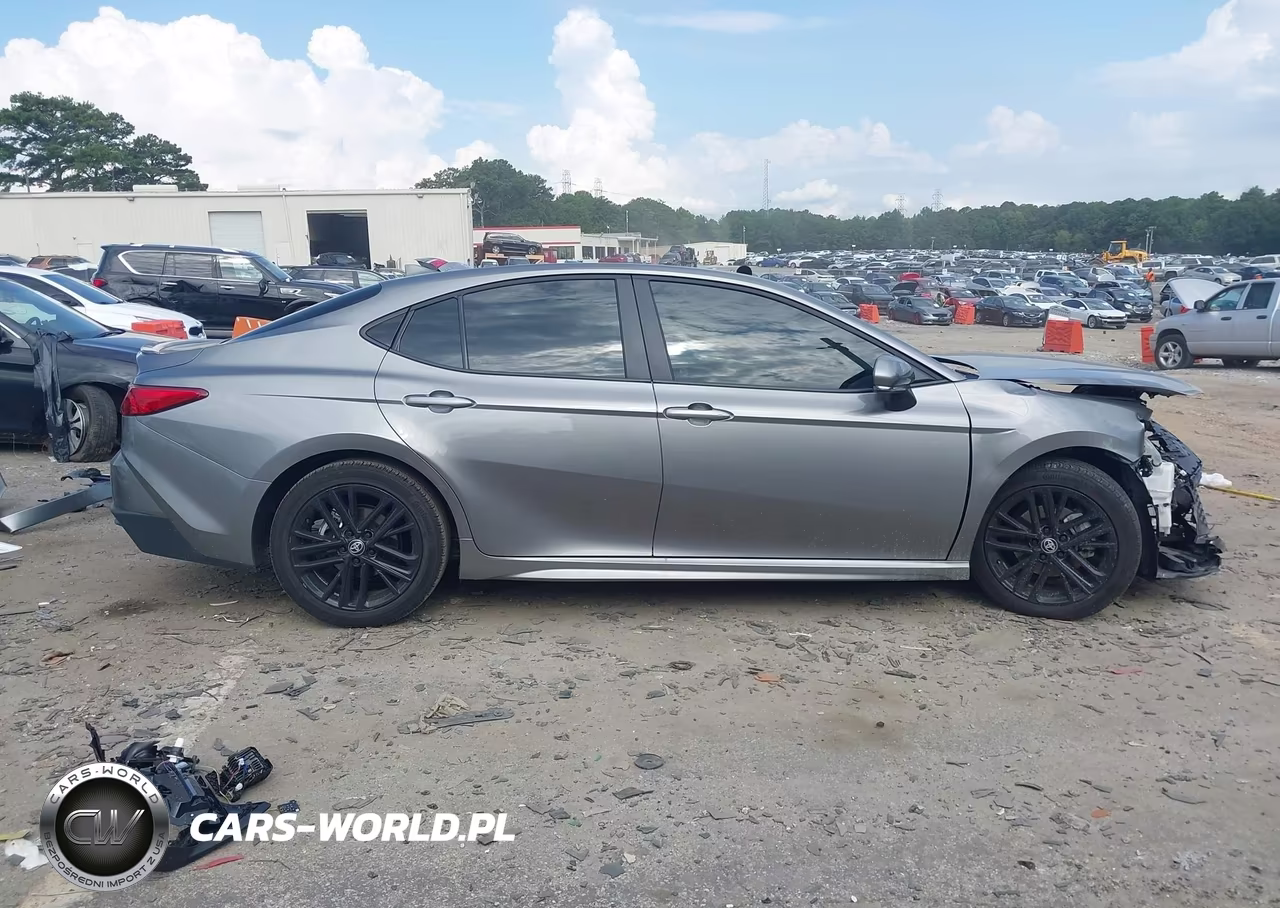 2026 Toyota Camry Se VIN:4T1DAACK4TU667583 - 13