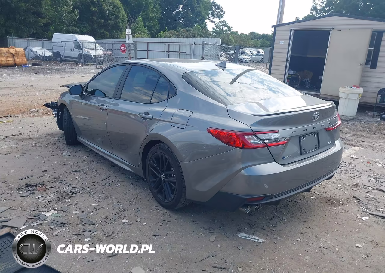 2026 Toyota Camry Se VIN:4T1DAACK4TU667583 - 3