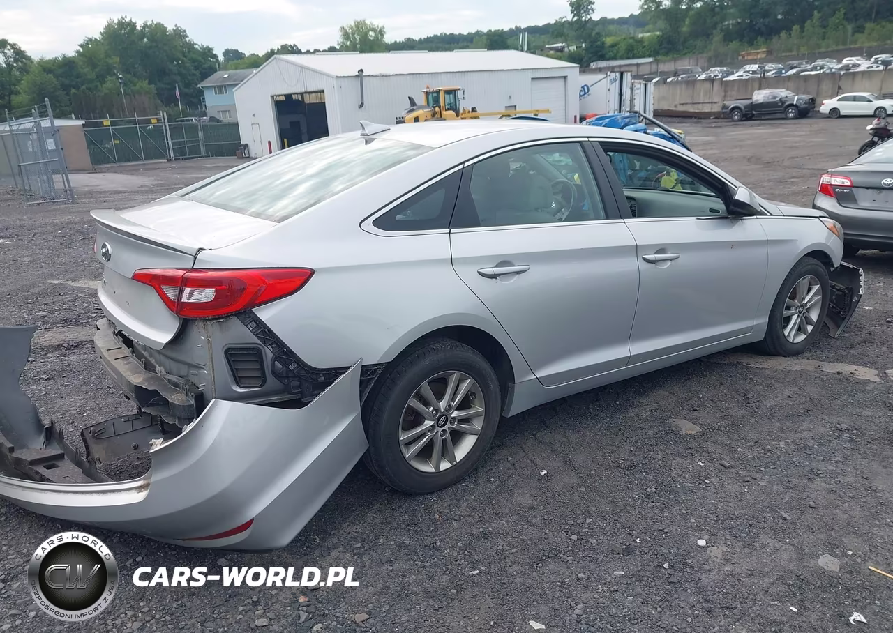 2017 Hyundai Sonata VIN:5NPE24AF6HH504108 - 4