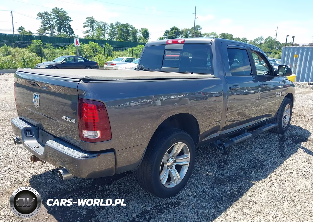 2014 Ram 1500 Sport VIN:1C6RR7UTXES425691 - 4