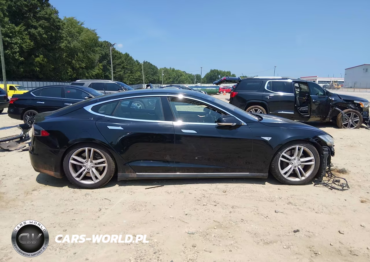 2015 Tesla Model S 70D-85D-P85D VIN:5YJSA1S26FF083132 - 14