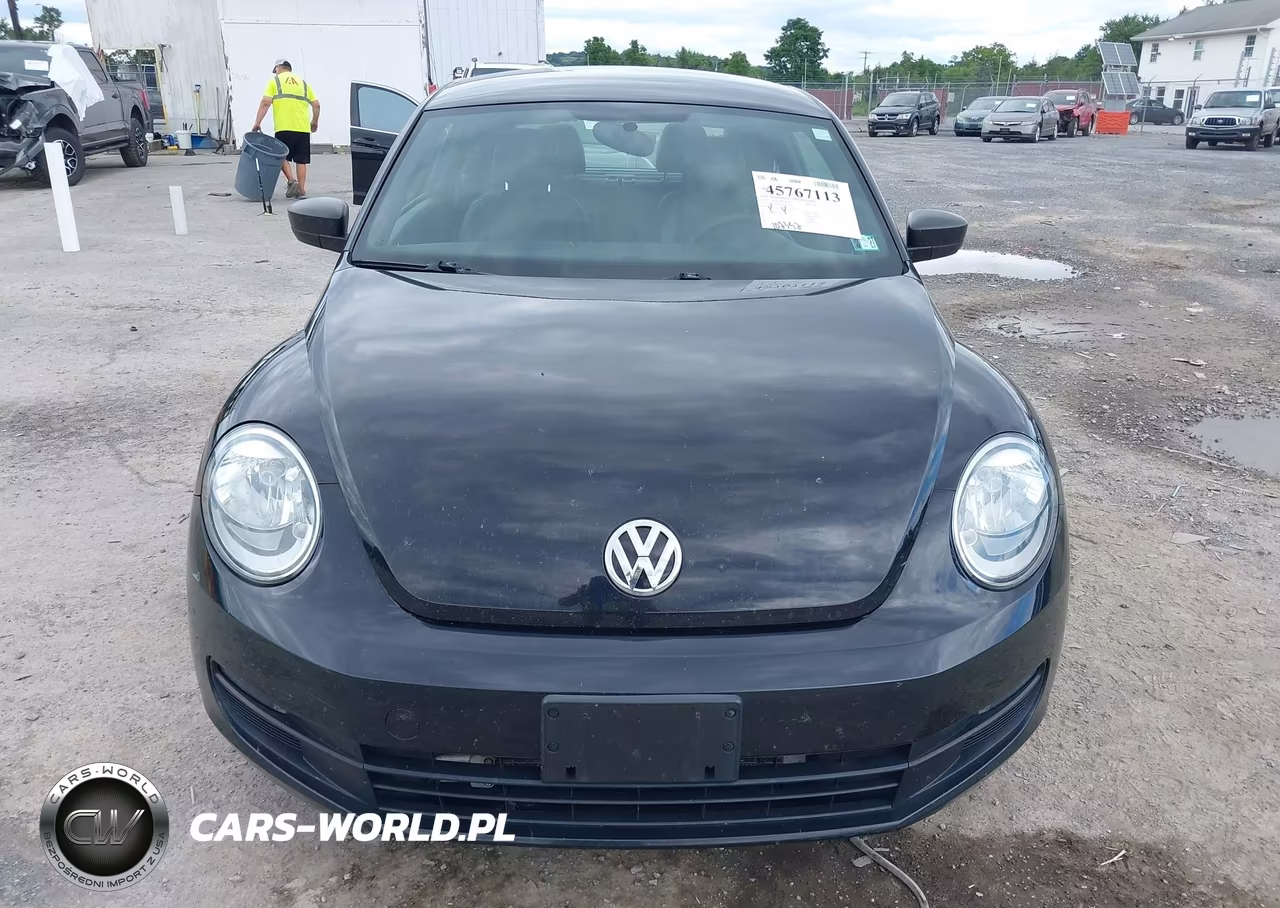 2016 Volkswagen Beetle 1.8T Wolfsburg Edition VIN:3VWF17AT7GM612435 - 12