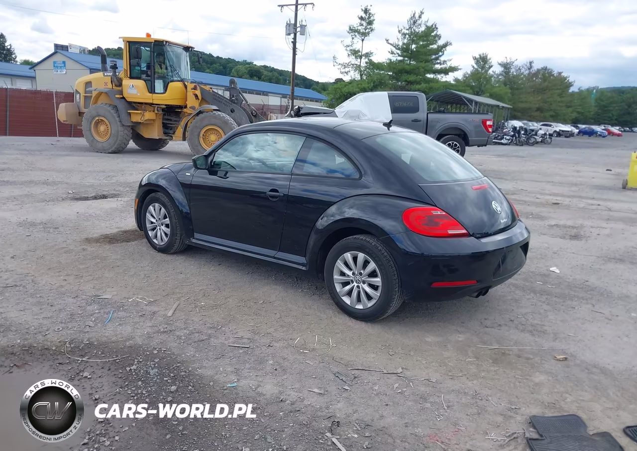 2016 Volkswagen Beetle 1.8T Wolfsburg Edition VIN:3VWF17AT7GM612435 - 3