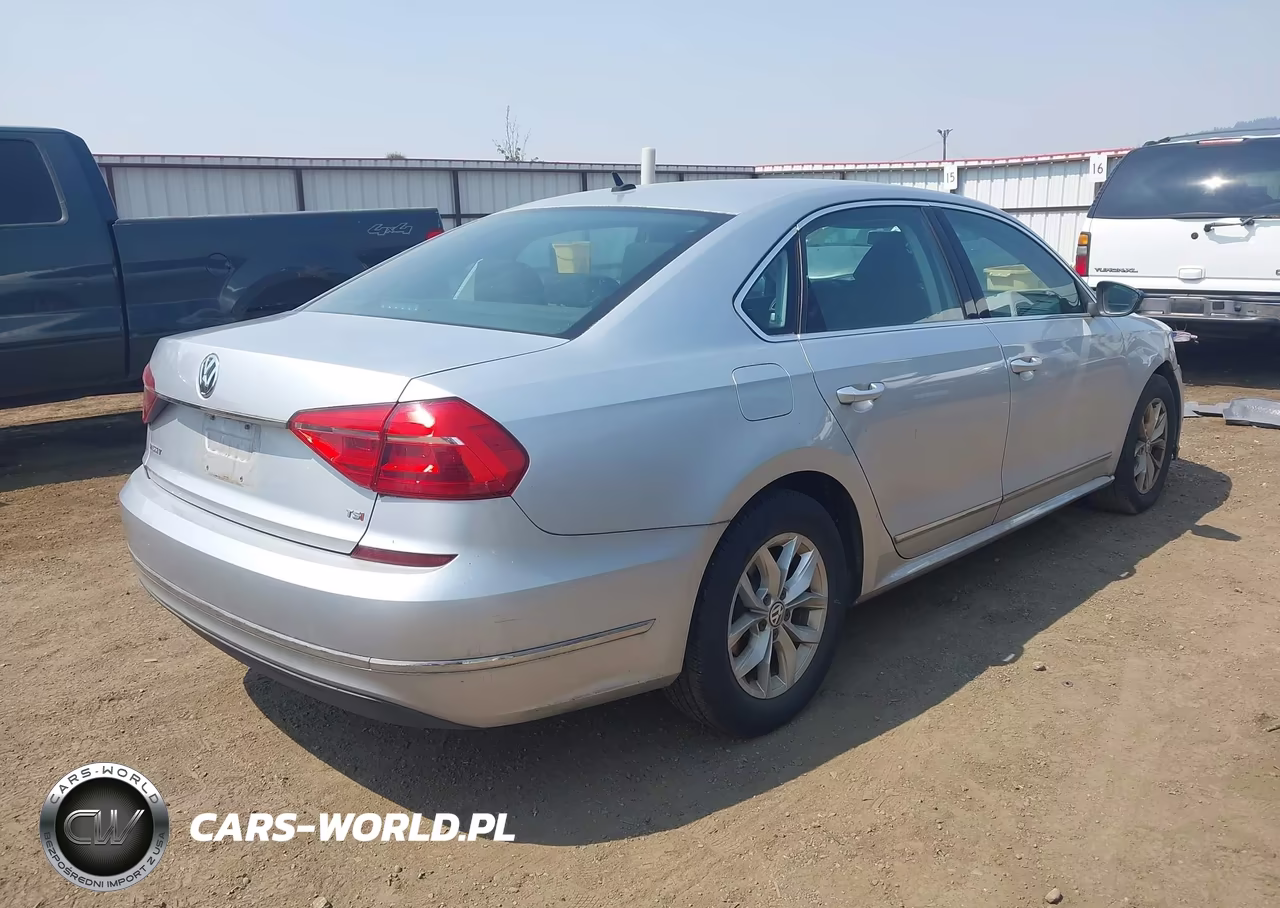 2016 Volkswagen Passat 1.8T S VIN:1VWAS7A32GC029442 - 4