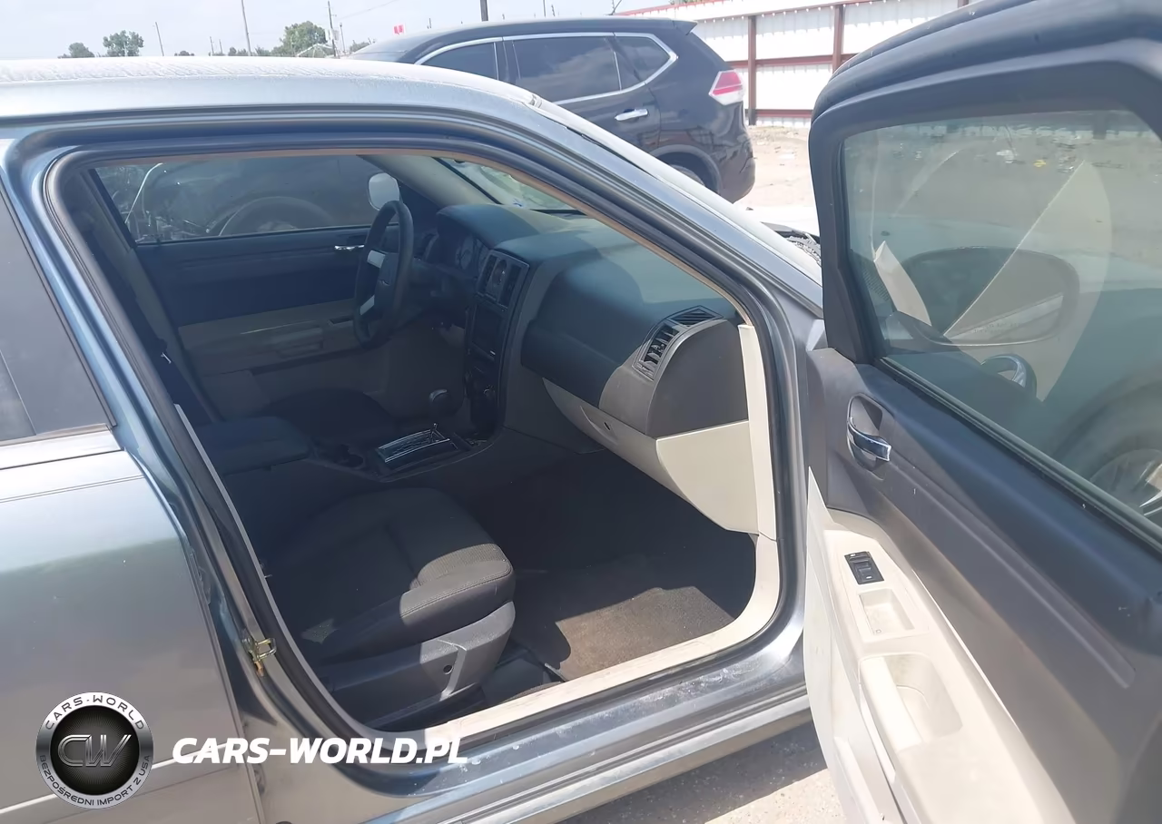 2006 Chrysler 300 VIN:2C3KA43R46H501537 - 5