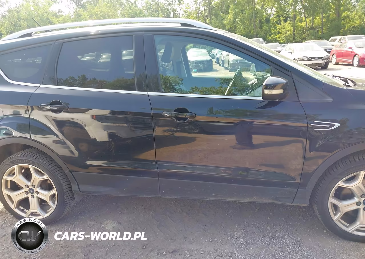 2018 Ford Escape Titanium VIN:1FMCU9J90JUA21603 - 13