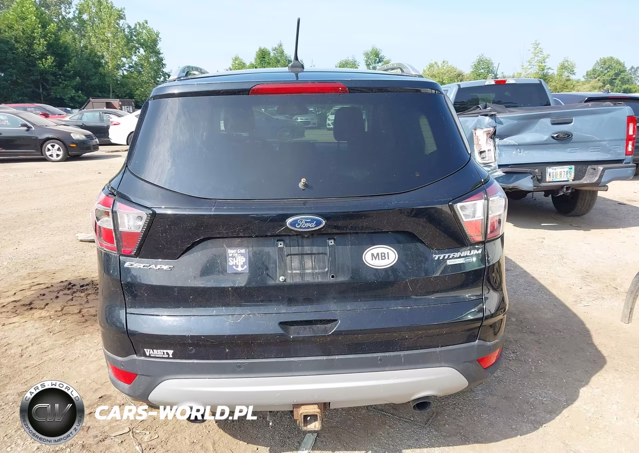 2018 Ford Escape Titanium VIN:1FMCU9J90JUA21603 - 16