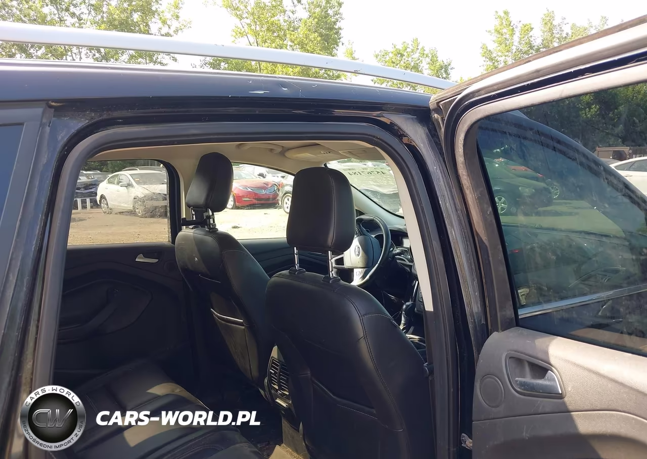 2018 Ford Escape Titanium VIN:1FMCU9J90JUA21603 - 8
