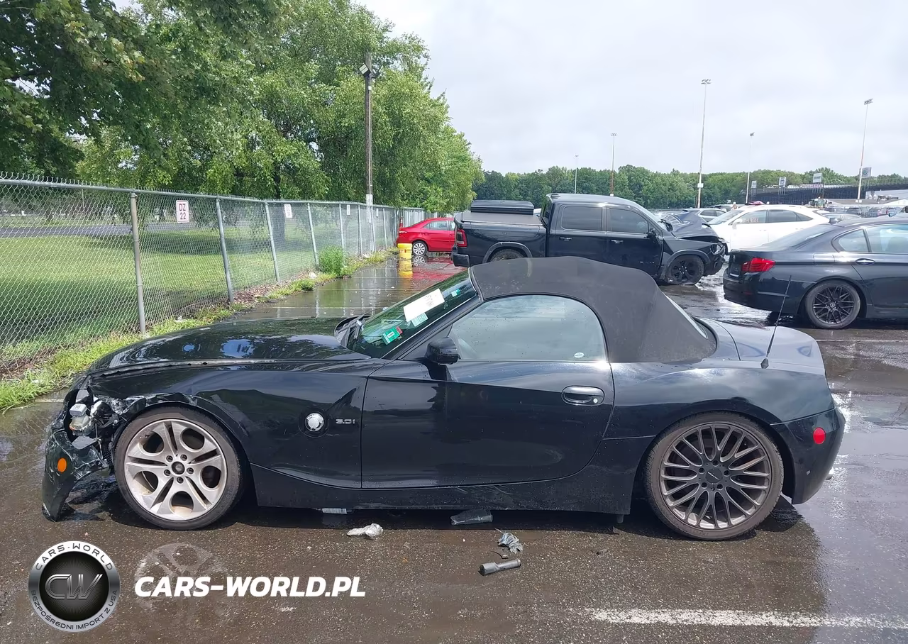 2005 BMW Z4 3.0I VIN:4USBT53585LU10419 - 14