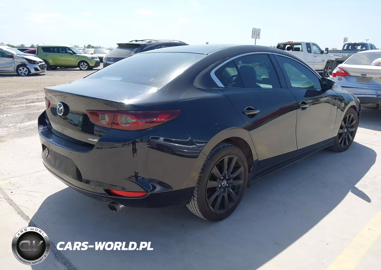 2021 Mazda Mazda3 Preferred VIN:JM1BPACL6M1308418 - 4