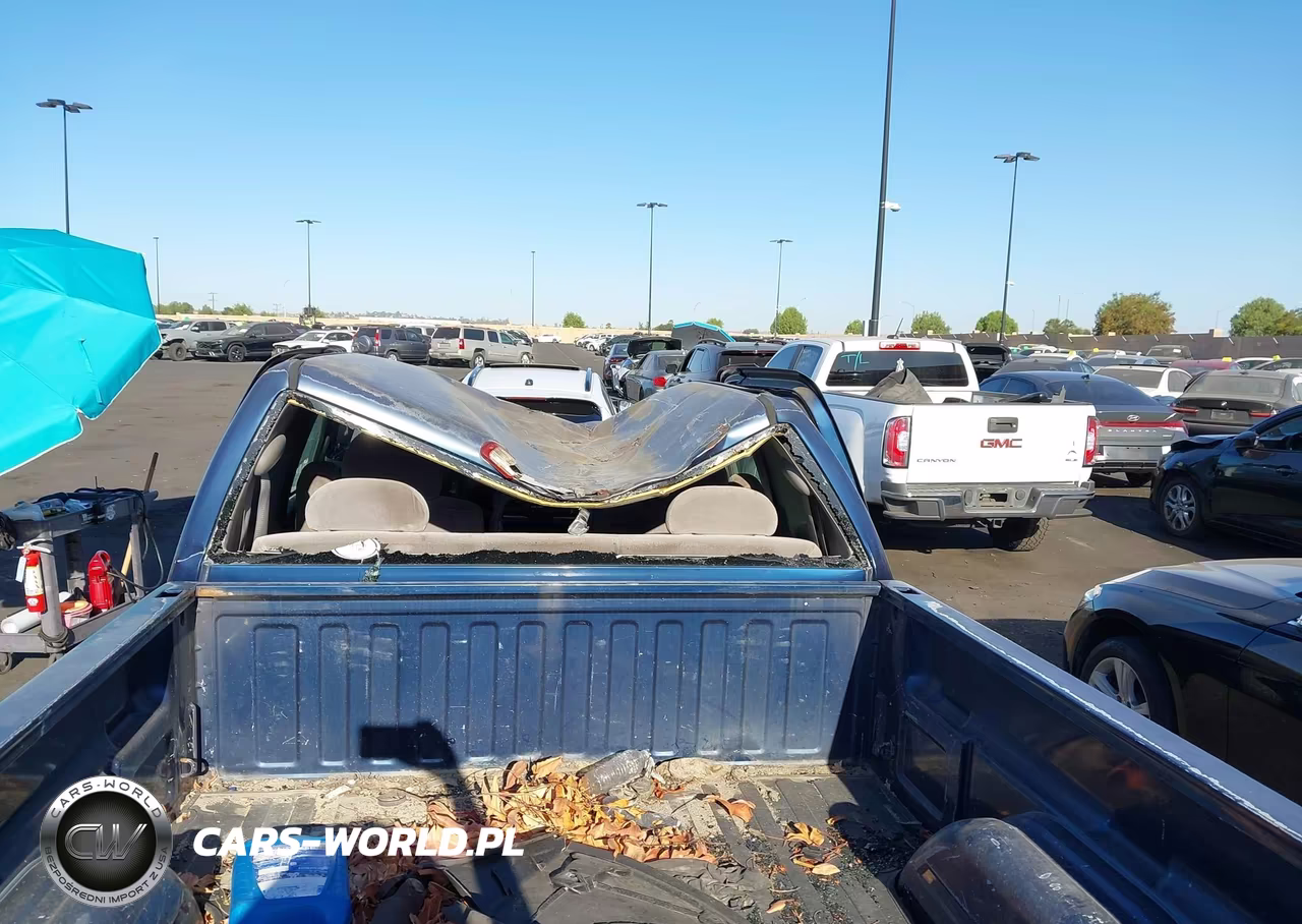 2000 Chevrolet Silverado 1500 Ls VIN:1GCEC19T8YZ283965 - 13