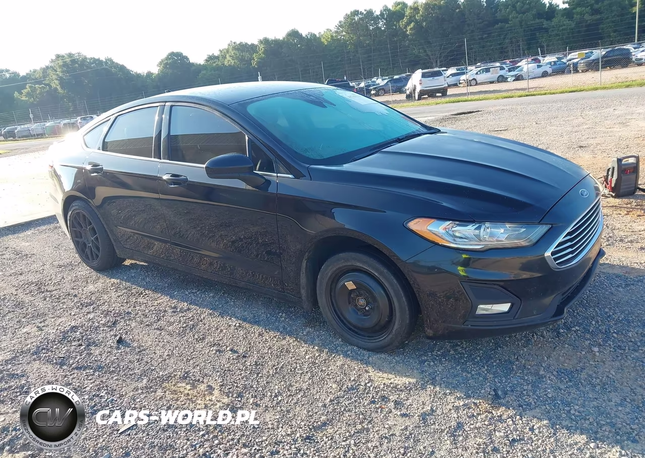 2020 Ford Fusion Se – zdjęcie 1 z 16